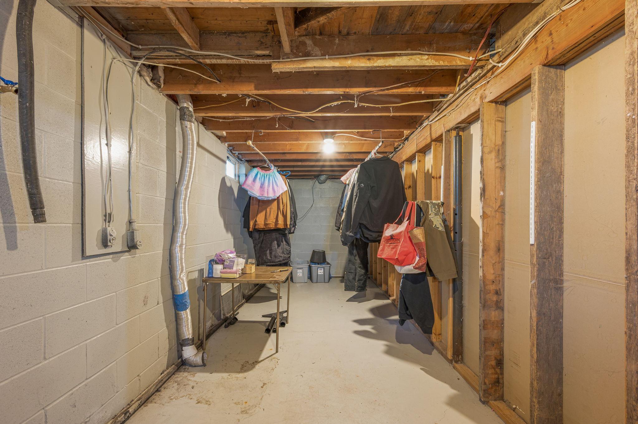 205 232nd Ave Fairmont MN-51.jpg