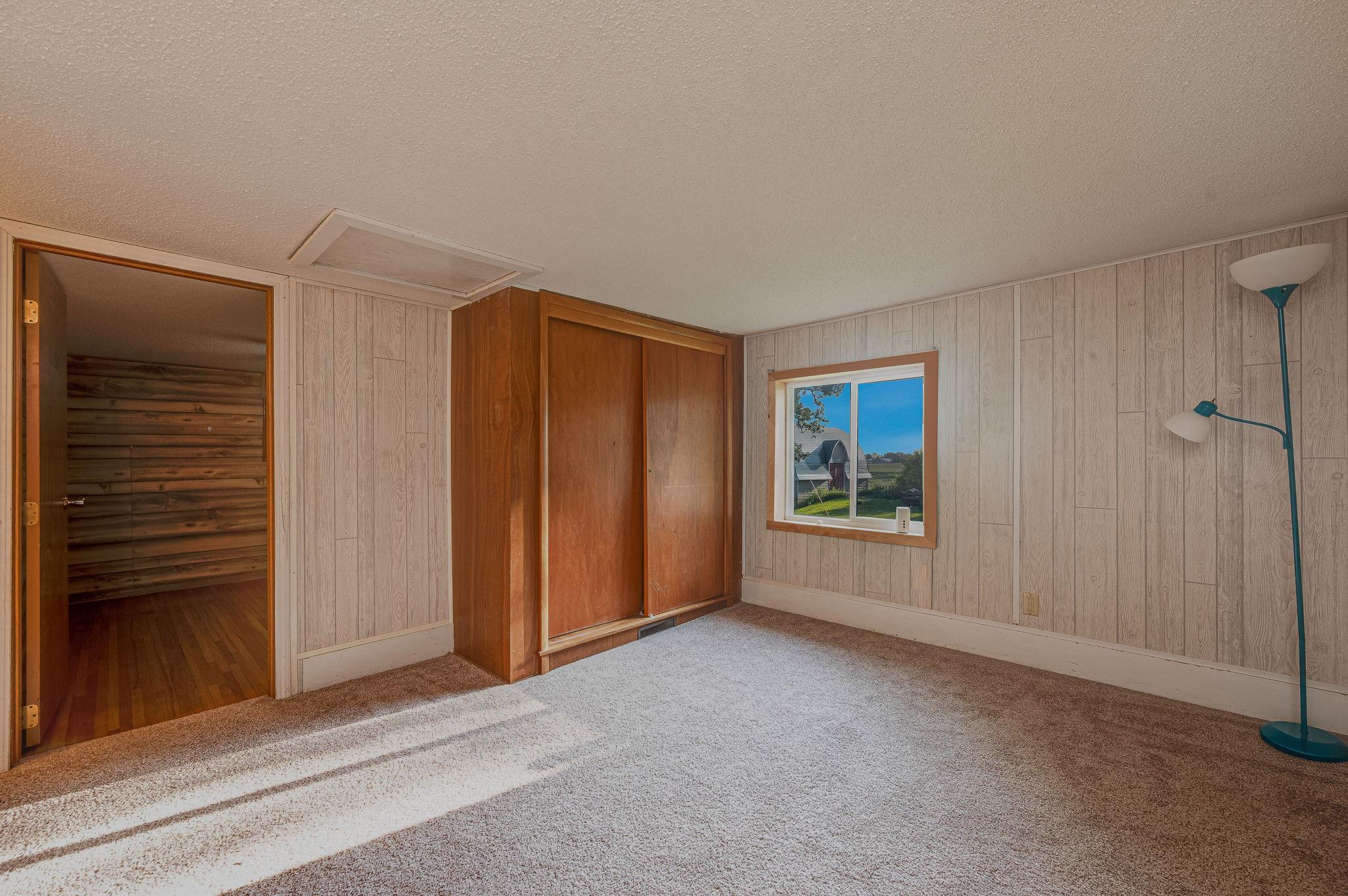 205 232nd Ave Fairmont MN-39.jpg