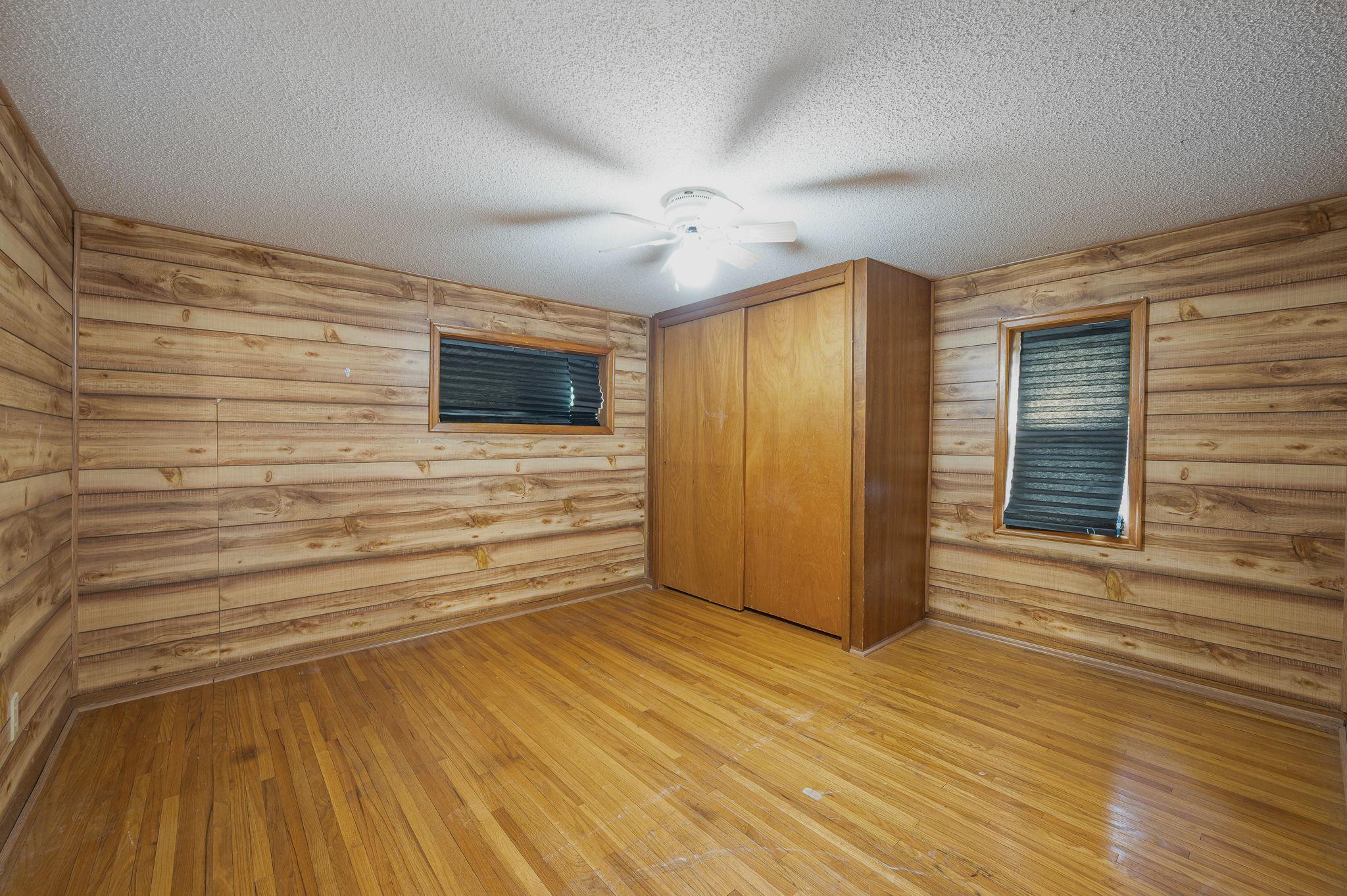 205 232nd Ave Fairmont MN-41.jpg