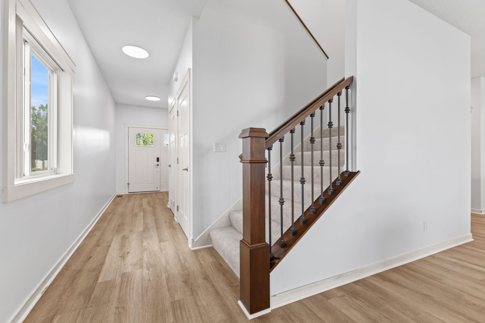Vivid Spaces_10730 Knollwood Ln_10.jpg