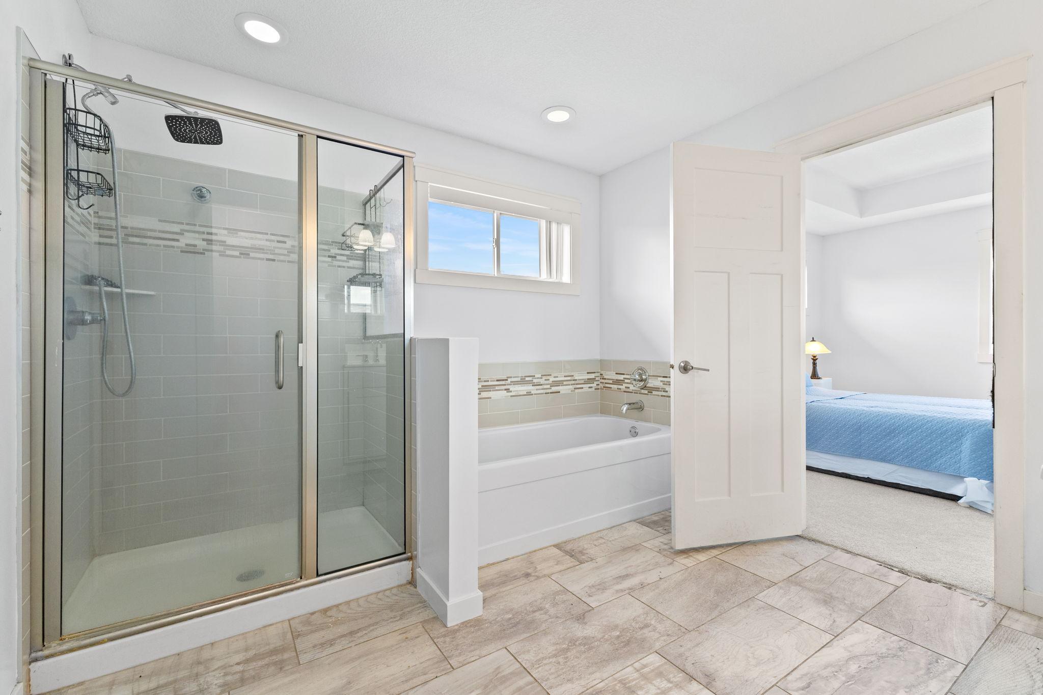 Vivid Spaces_10730 Knollwood Ln_32.jpg