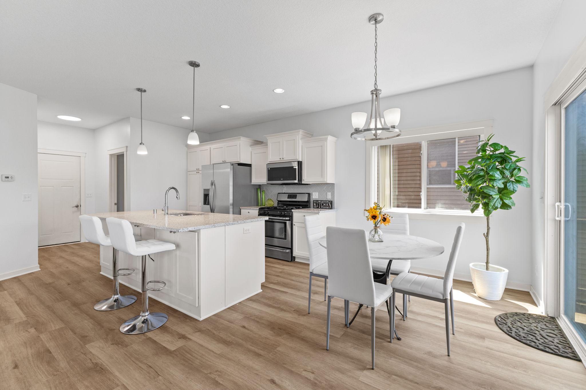 Vivid Spaces_10730 Knollwood Ln_20.jpg