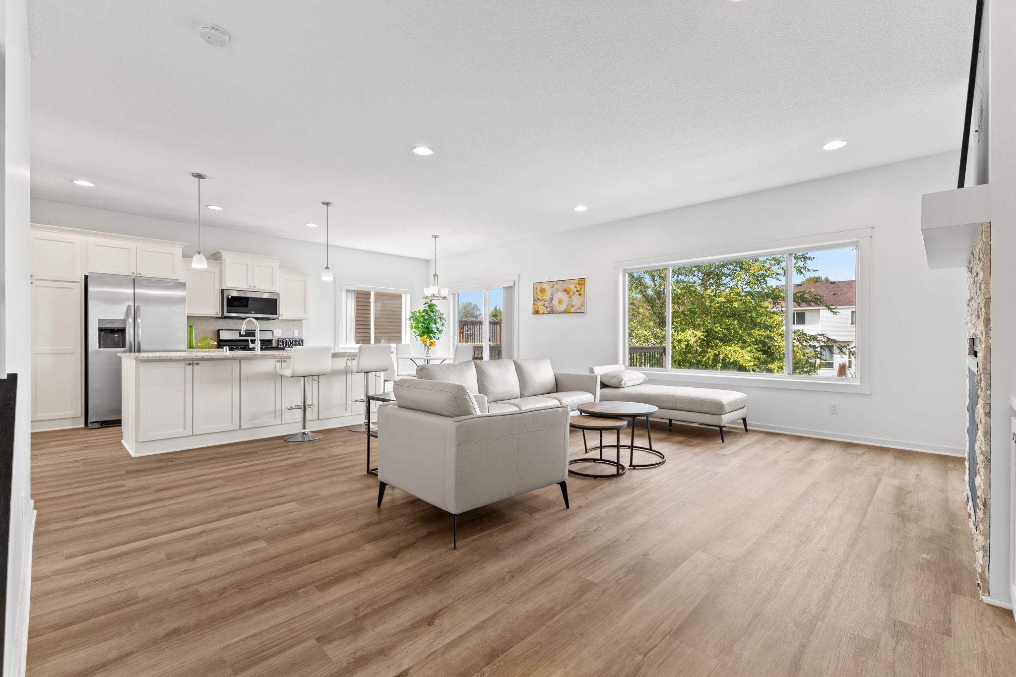 Vivid Spaces_10730 Knollwood Ln_13.jpg