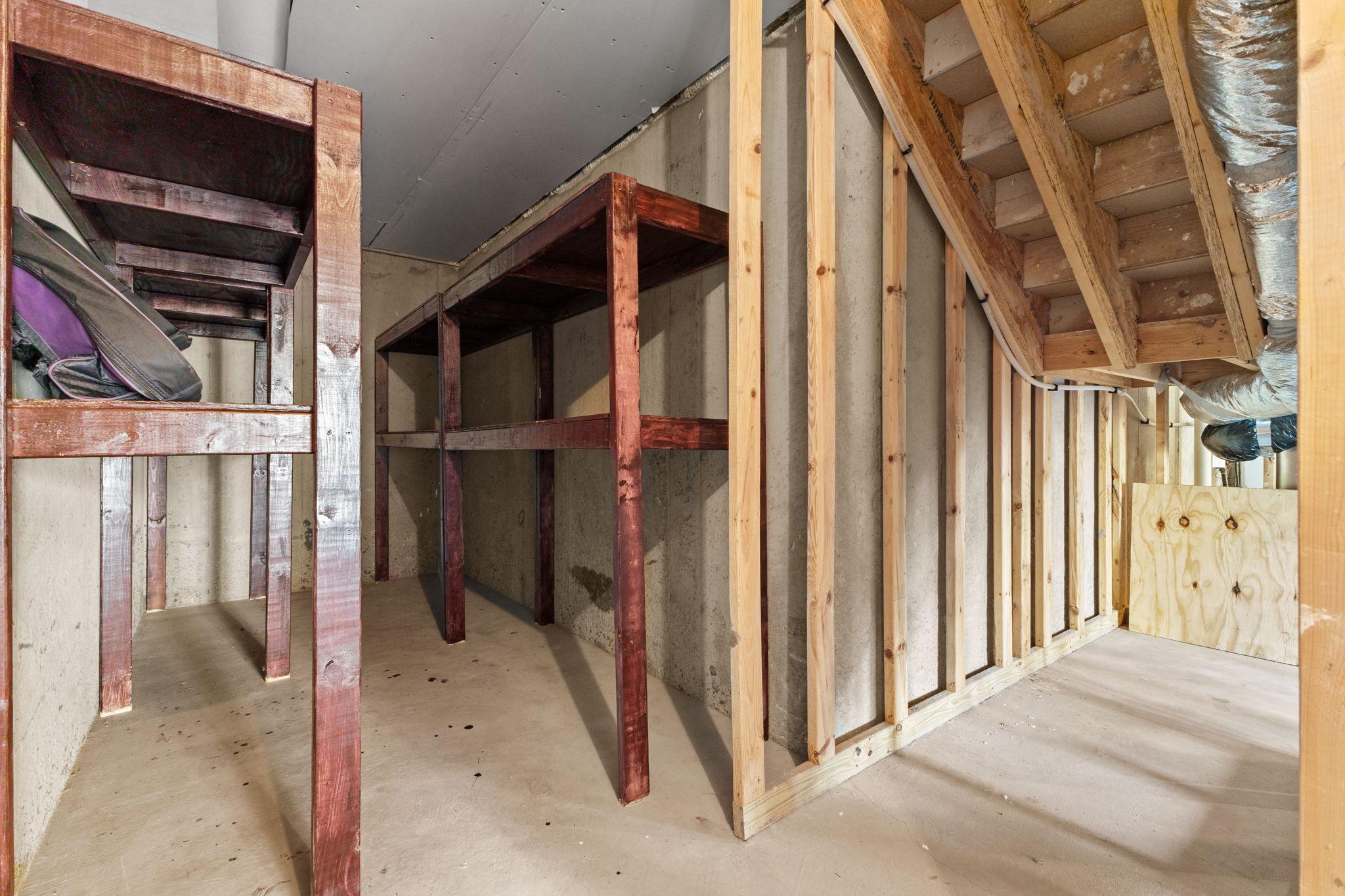 Vivid Spaces_10730 Knollwood Ln_37.jpg