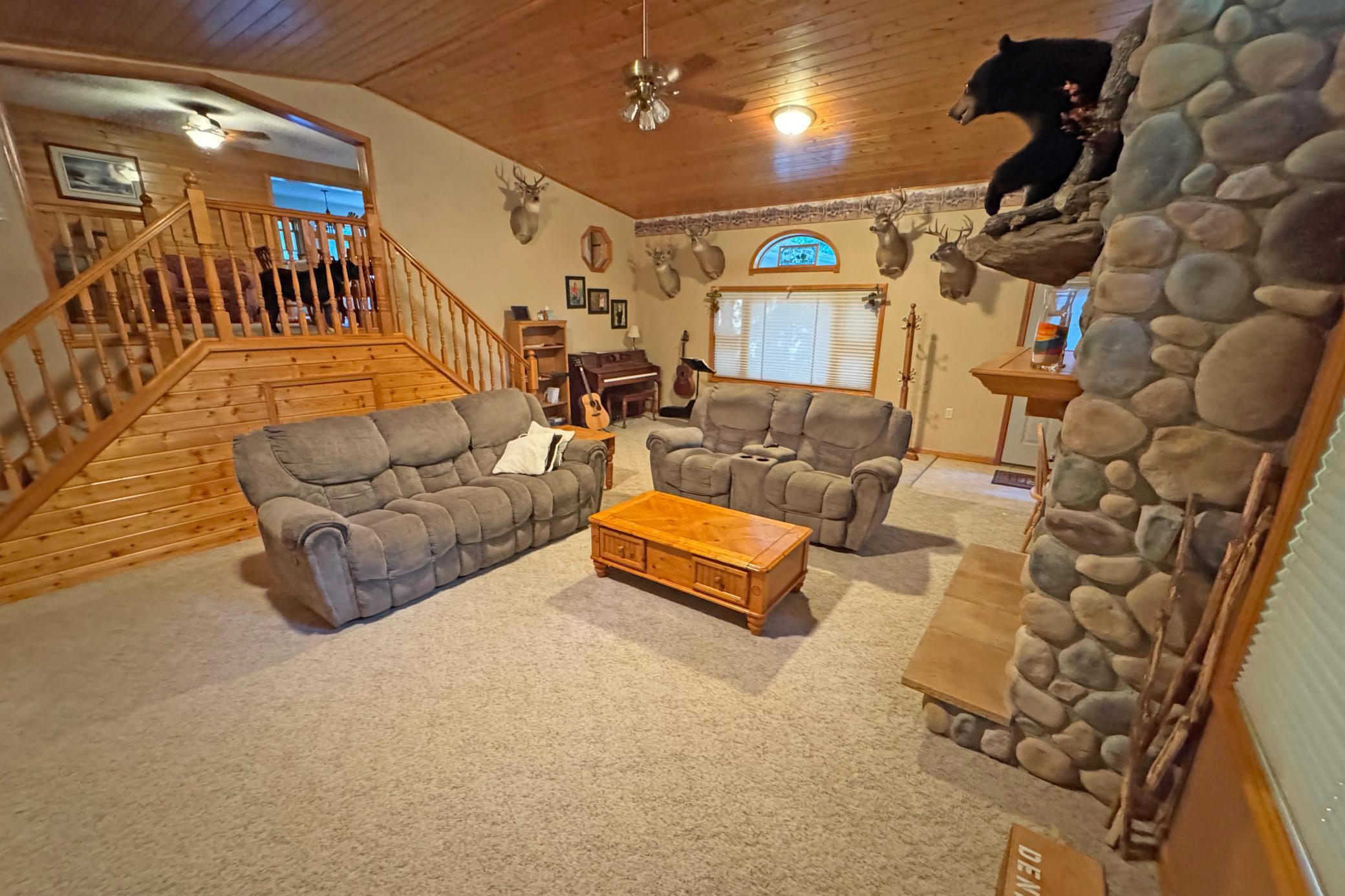 89-Kanabec-30-House-28.JPG