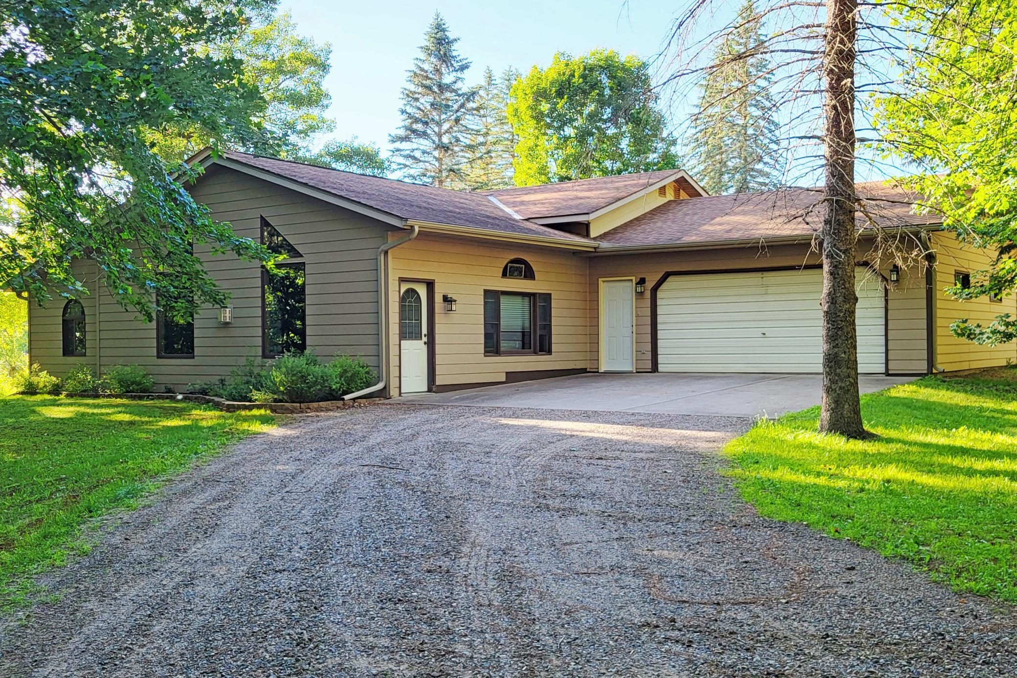 50c-Kanabec-30-House-Exterior-39c-JN.jpg
