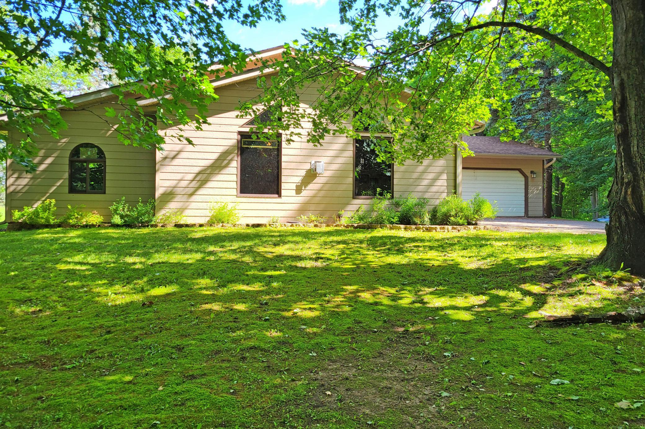 50d-Kanabec-30-House-Exterior-39d-JN.jpg