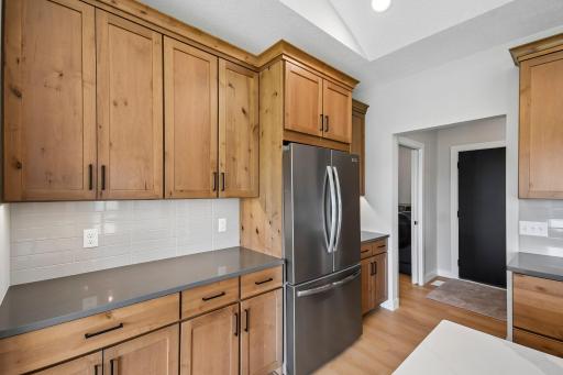 14-web-or-mls-Spruce St-S1706-014.jpg