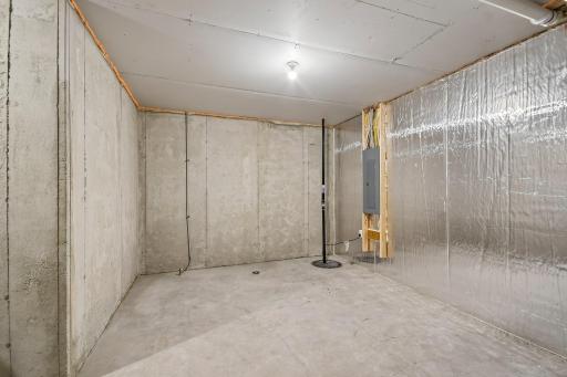 53-web-or-mls-Spruce St-S1706-053.jpg