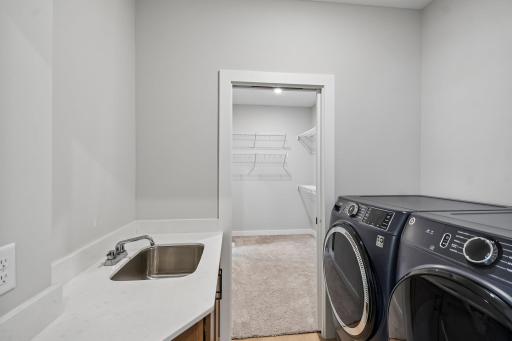 48-web-or-mls-Spruce St-S1706-048.jpg