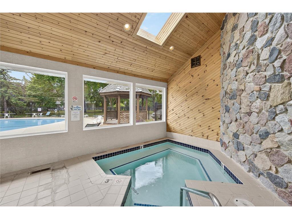 hot tub 2.jpg