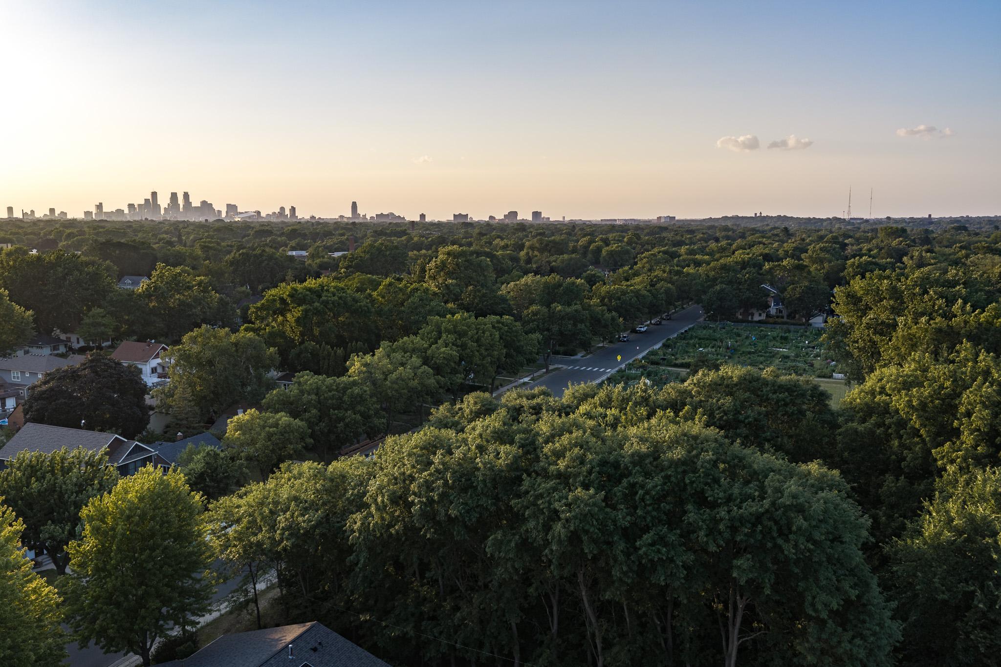 4609-Coffey-Reshoot-MLS-013.jpg