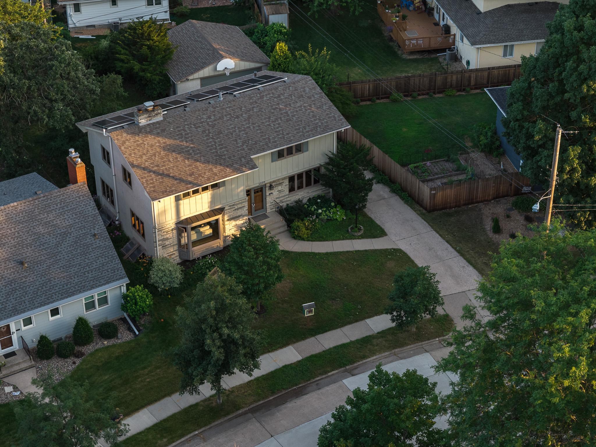 4609-Coffey-Reshoot-MLS-014.jpg