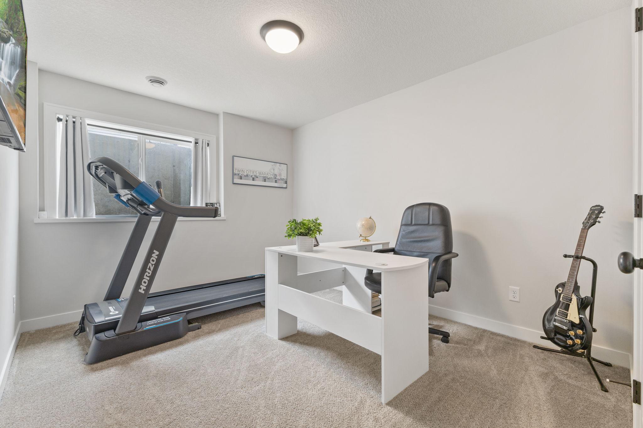 Vivid Spaces_14690 143rd Ave N_47.jpg