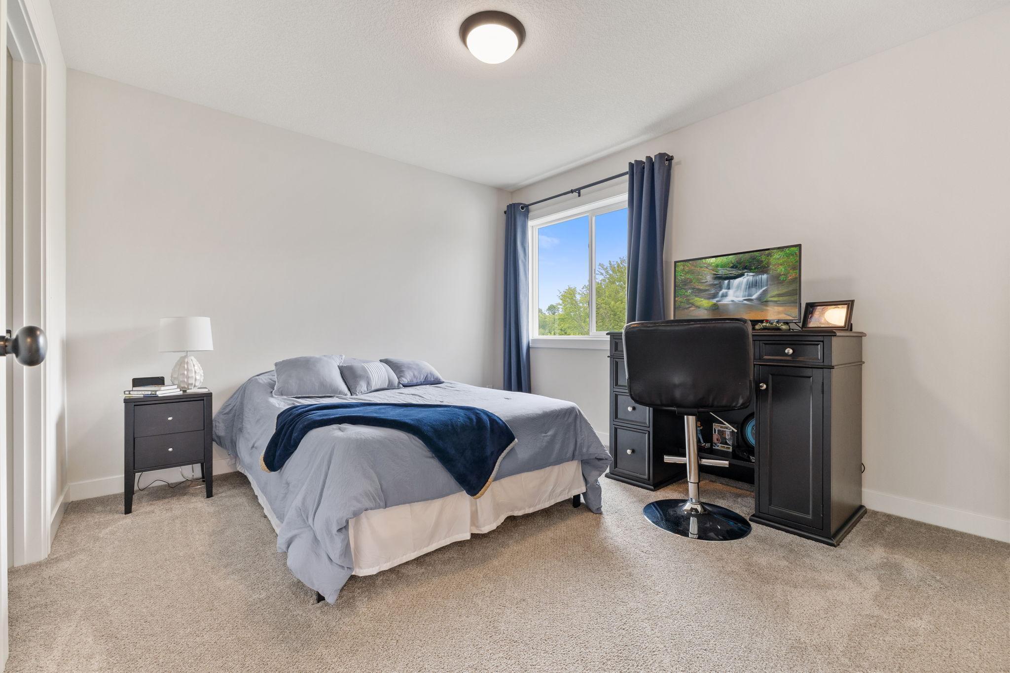Vivid Spaces_14690 143rd Ave N_38.jpg