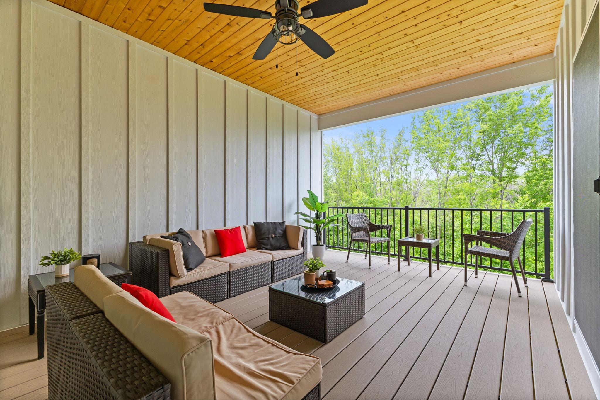 Vivid Spaces_14690 143rd Ave N_17.jpg