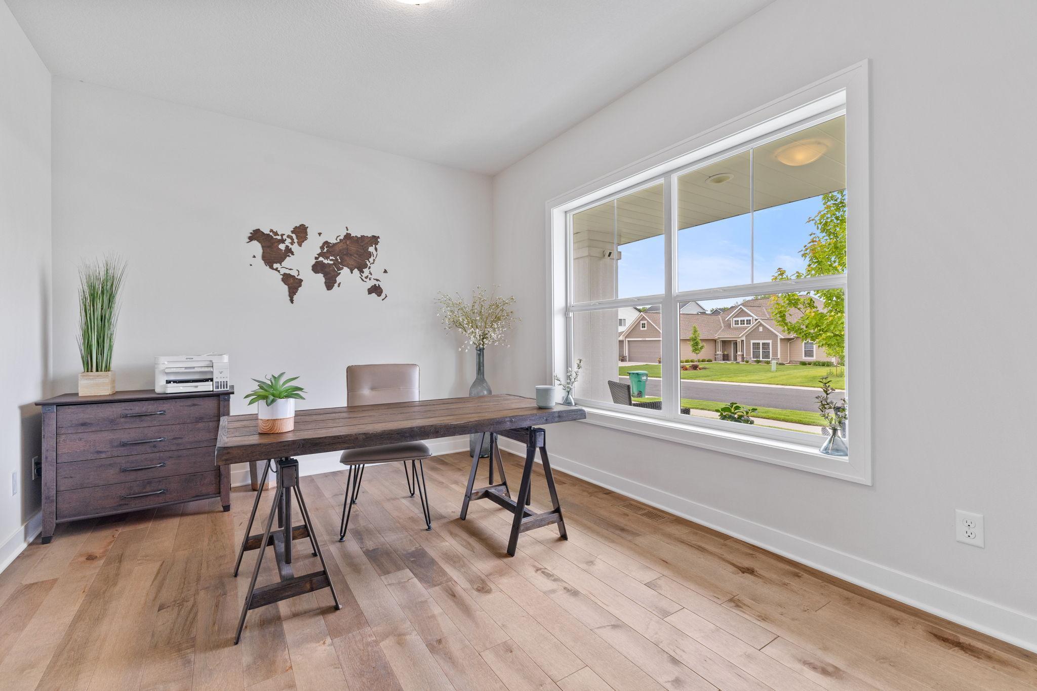 Vivid Spaces_14690 143rd Ave N_09.jpg