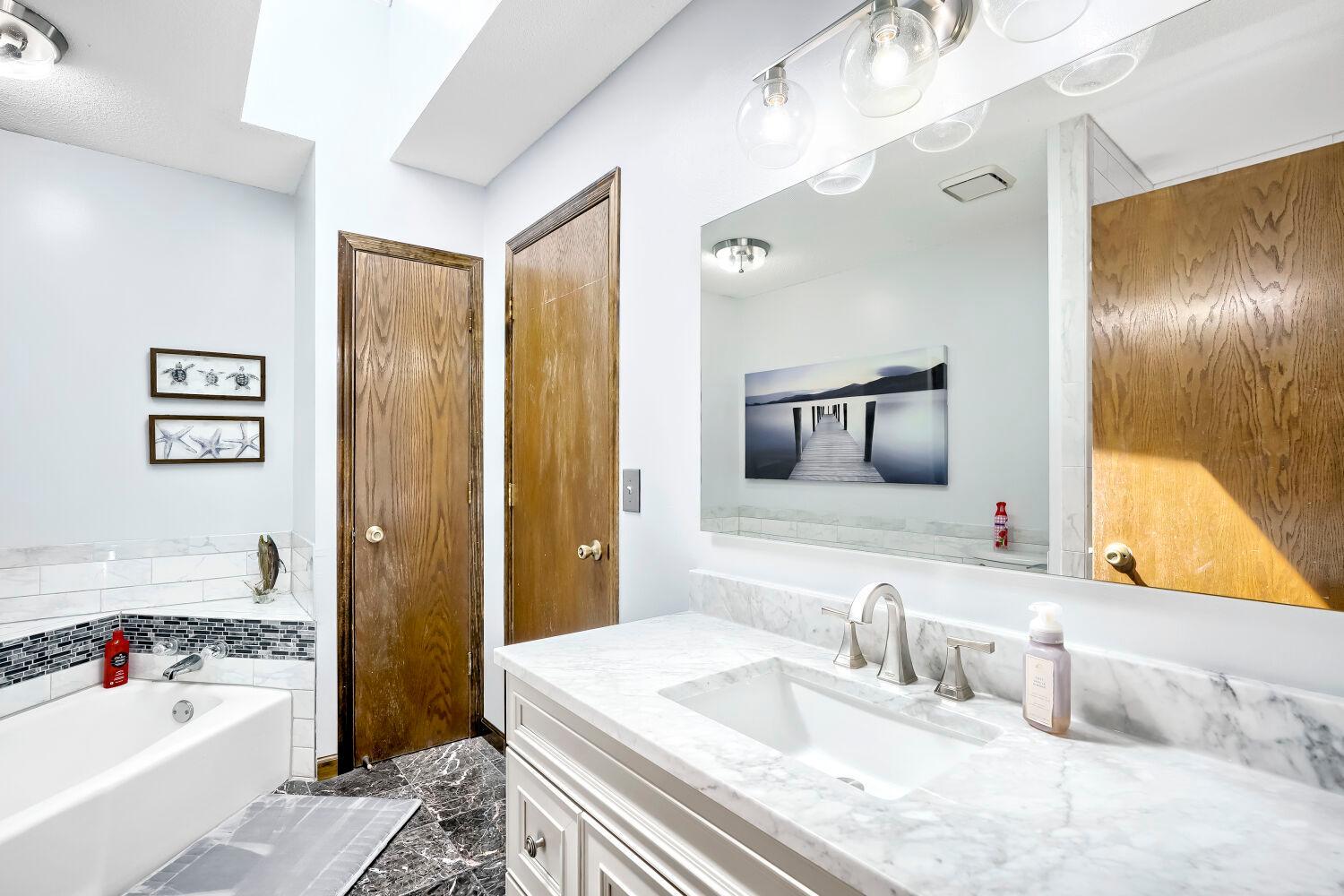 12962 Morgan Place - Web Quality - 018 - 18 Primary Bathroom.jpg