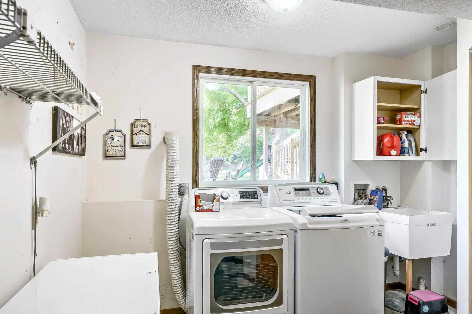 12962 Morgan Place - Web Quality - 025 - 25 Laundry Room.jpg
