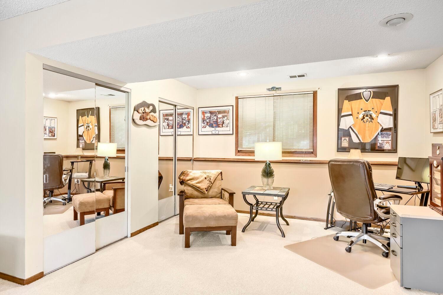 12962 Morgan Place - Web Quality - 015 - 15 Family Room.jpg