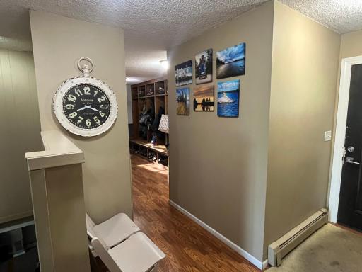 Foyer to kitchen