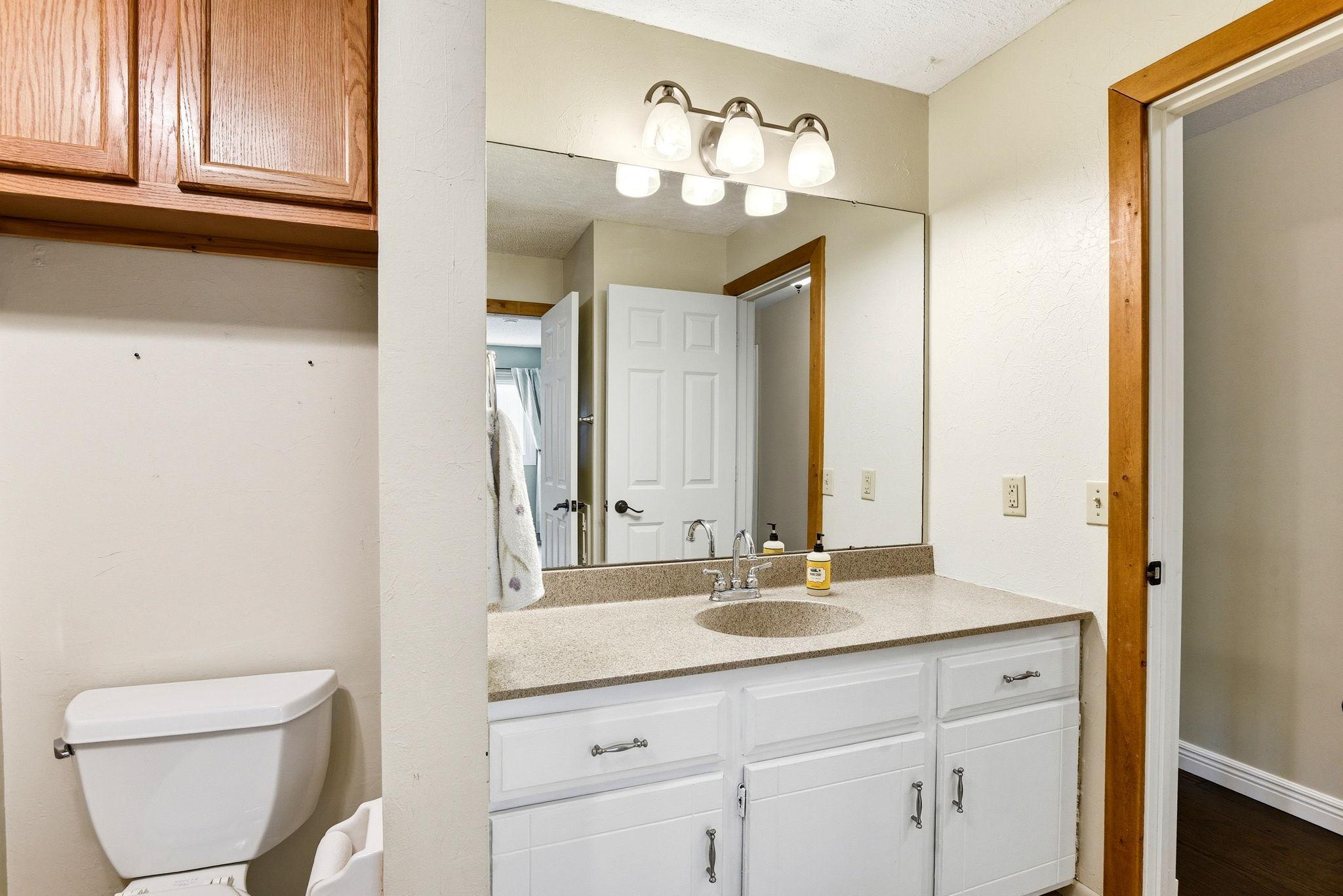 22-web-or-mls-7064-Springhill-Cir-22.jpg