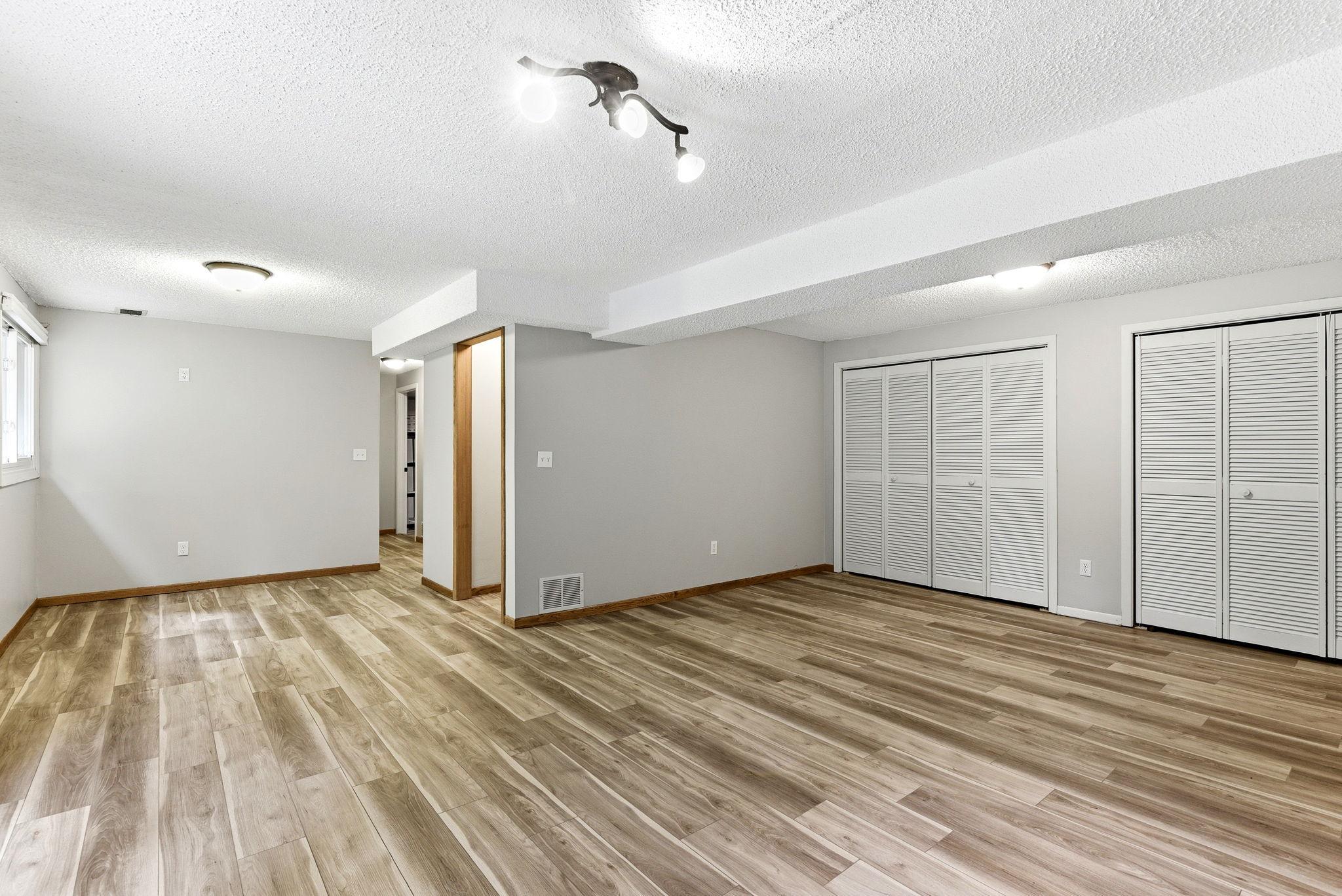25-web-or-mls-7064-Springhill-Cir-25.jpg