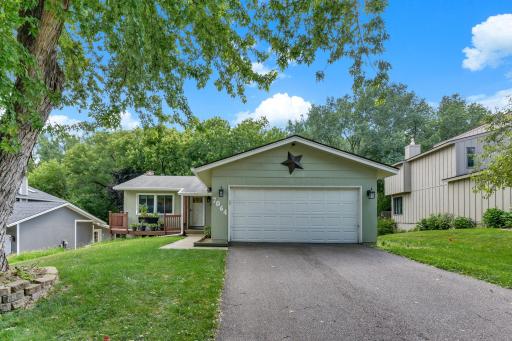 Photo for 7064 Springhill Circle, Eden Prairie, MN 55346 - listing #7110121 7064 Springhill Circle, Eden Prairie, MN 55346