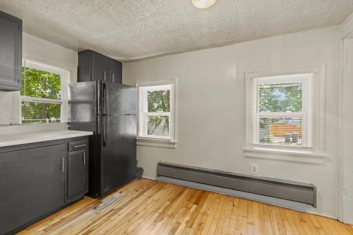 3822 Dupont Avenue N, Minneapolis, MN 55412