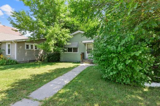 3822 Dupont Avenue N, Minneapolis, MN 55412