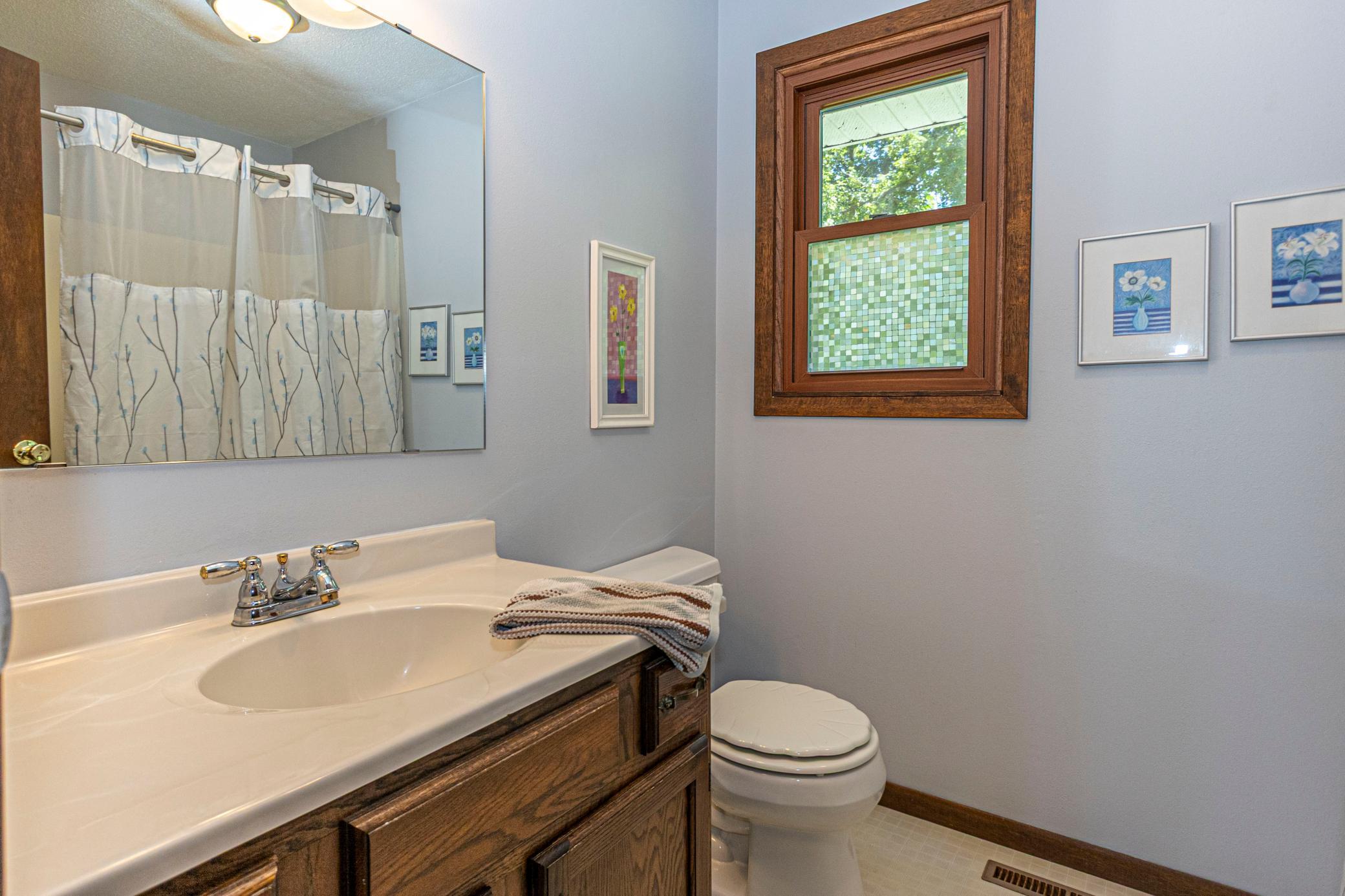 Main Floor Full Bath