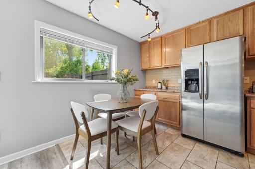 1762 Mcknight Road N, 17, Maplewood, MN 55109