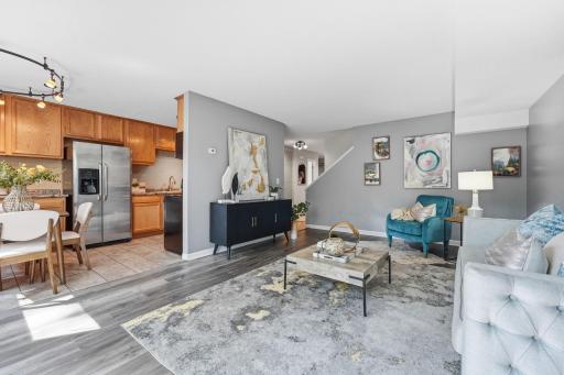 1762 Mcknight Road N, 17, Maplewood, MN 55109