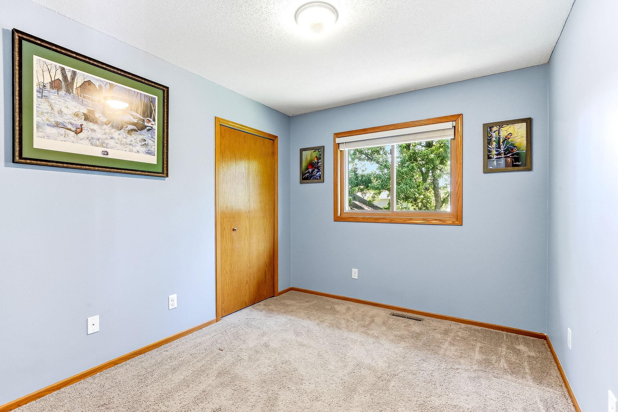 16-web-or-mls-11831-Kerry-St-16.jpg