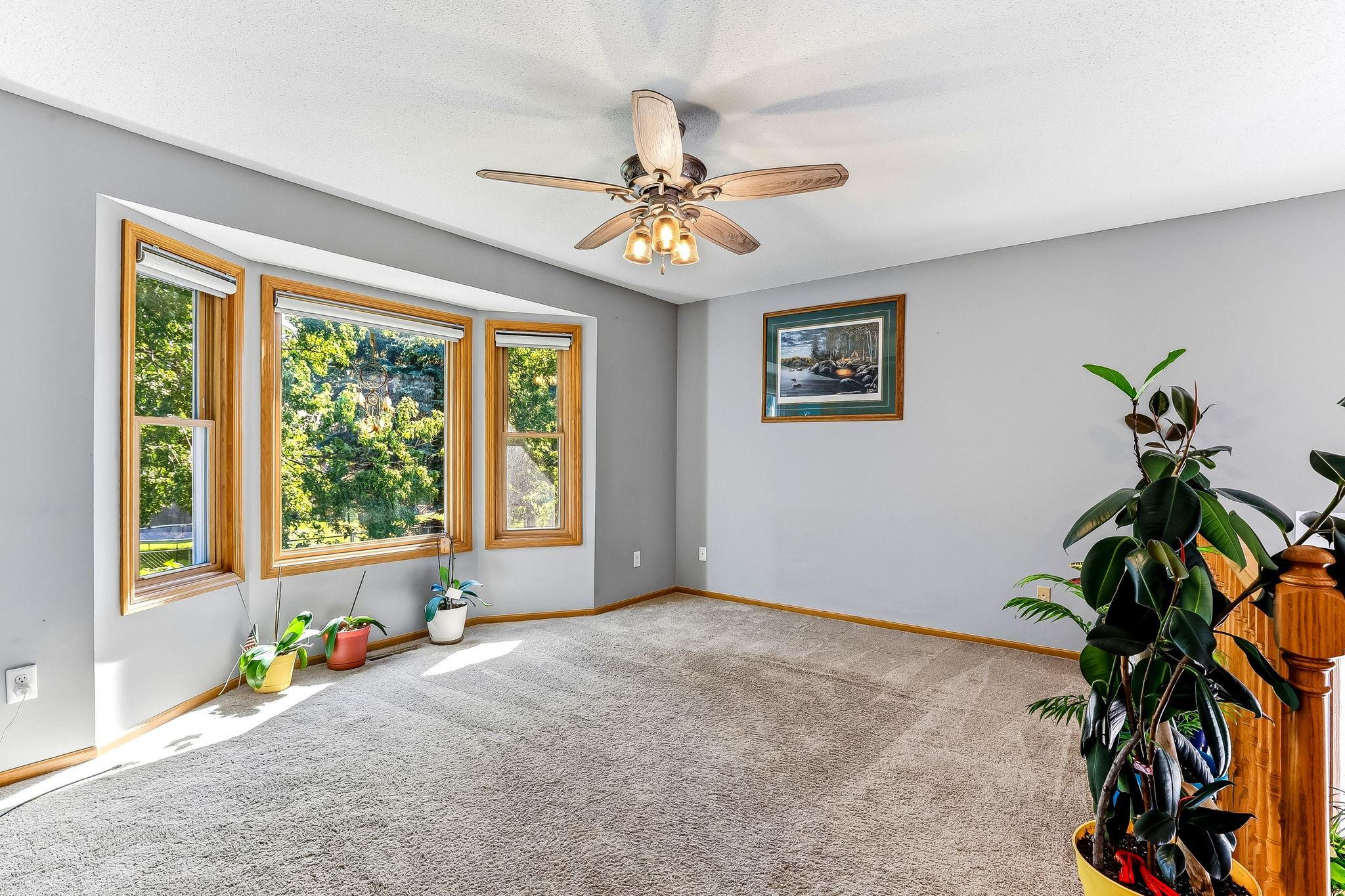 12-web-or-mls-11831-Kerry-St-12.jpg