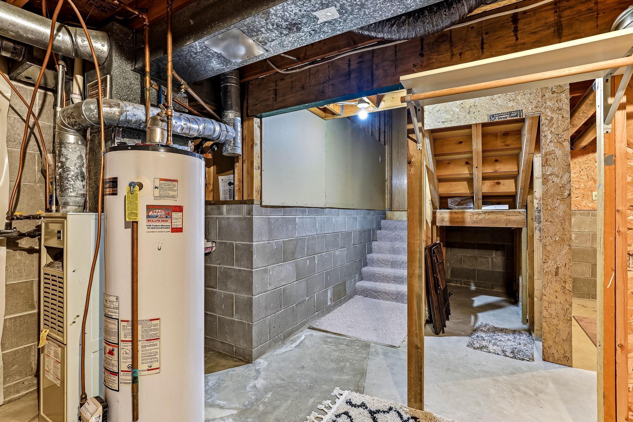 32-web-or-mls-11831-Kerry-St-32.jpg