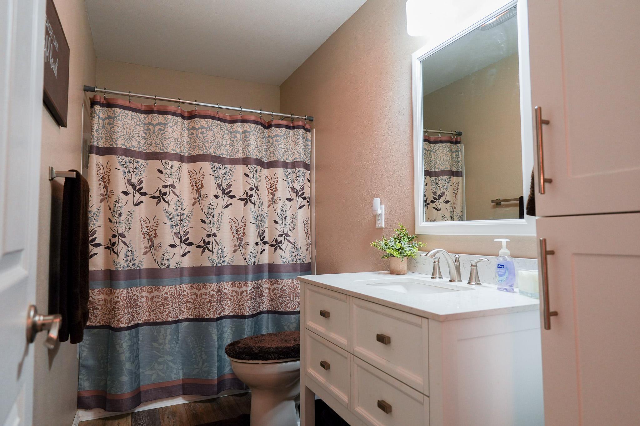 Main Floor Bathroom