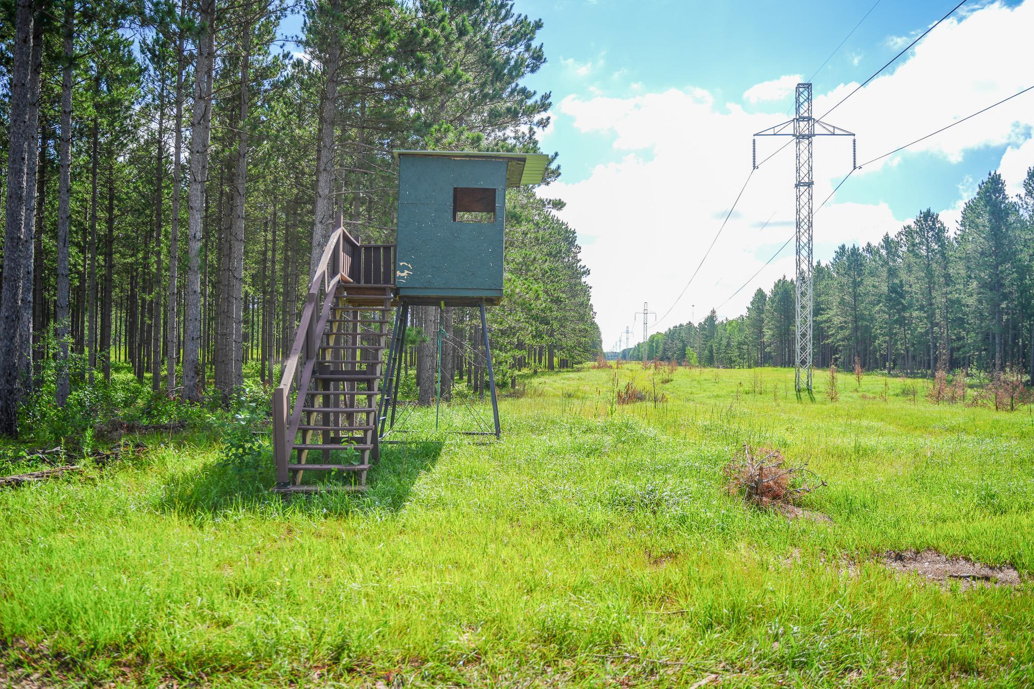 Deer stand