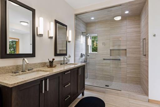 11895 Douglynn Drive, Minnetonka, MN 55343