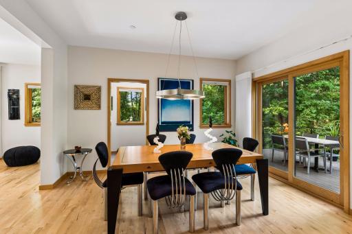 11895 Douglynn Drive, Minnetonka, MN 55343