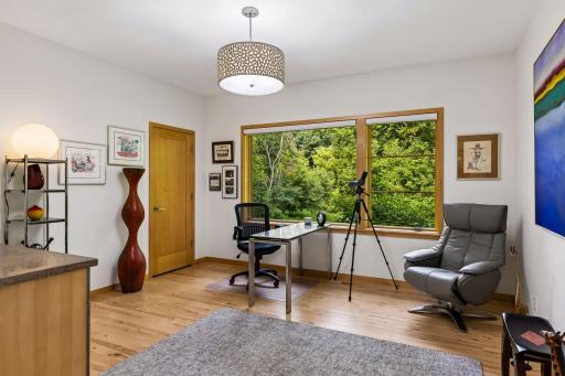 11895 Douglynn Drive, Minnetonka, MN 55343