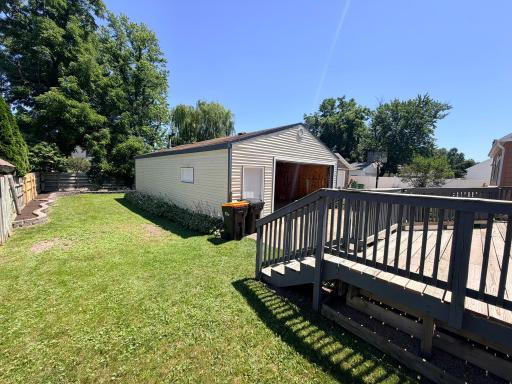 Deck to Backyard