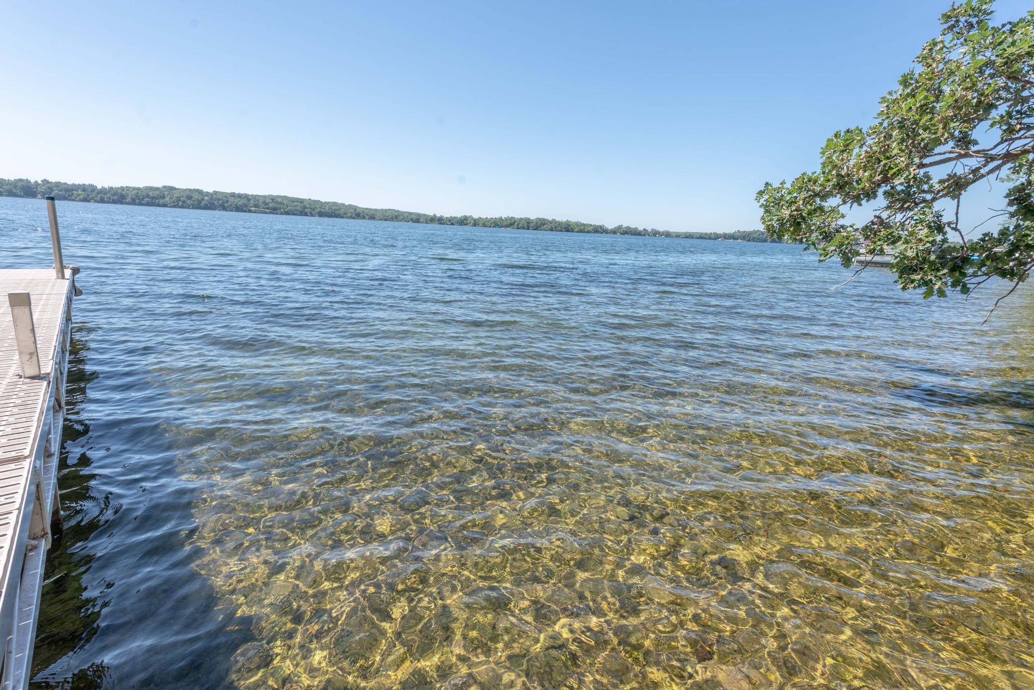 04 Hand Bottom Swimming.jpg