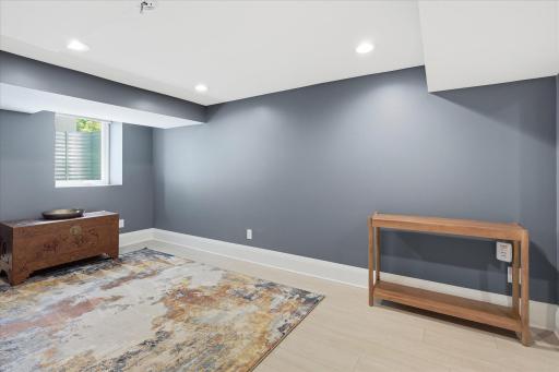 4653 Clinton Avenue, Minneapolis, MN 55419