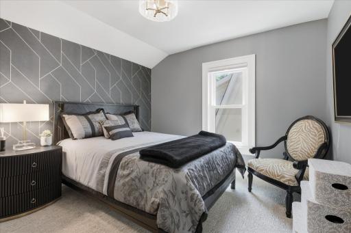 4653 Clinton Avenue, Minneapolis, MN 55419
