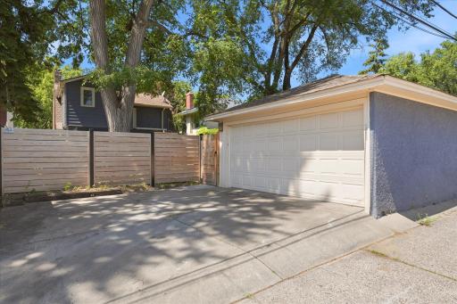 4653 Clinton Avenue, Minneapolis, MN 55419