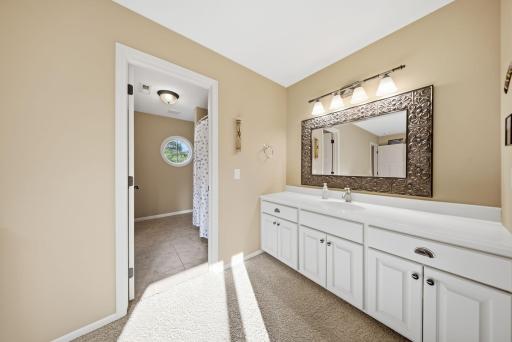 905 Highlander Trail, Hudson, WI 54016