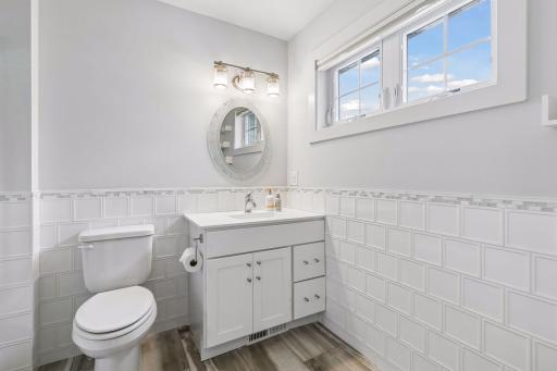 bright lovely upper level bathroom
