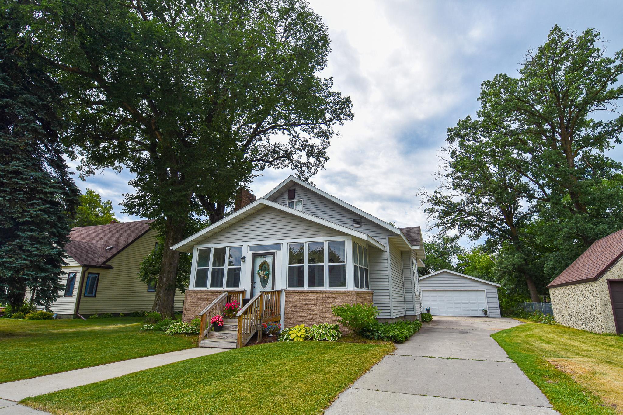 237 Markley Avenue N, Thief River Falls, MN 56701