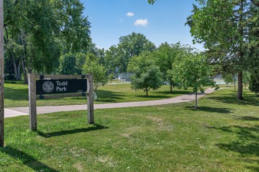 4360 Brookside Court, 209, Edina, MN 55436